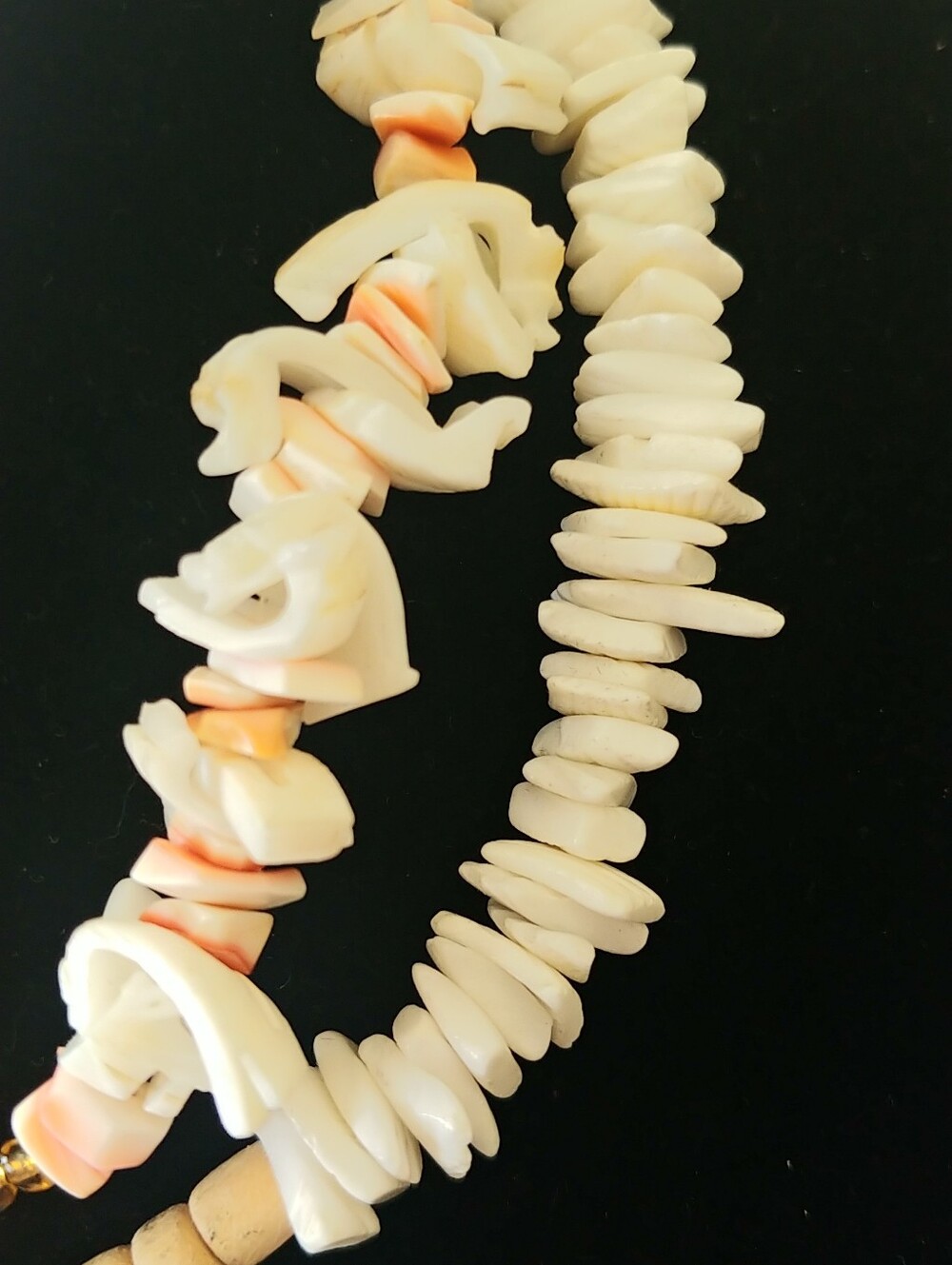 Puka Shell Necklaces - Picture 4 of 5